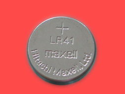 精准匹配MAXELL万胜LR41纽扣电池 | 长效稳定的薄型设计之选